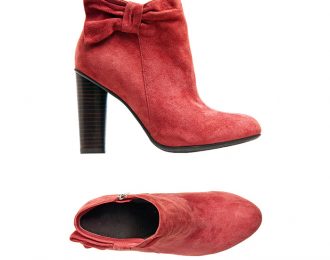 Tassel Red